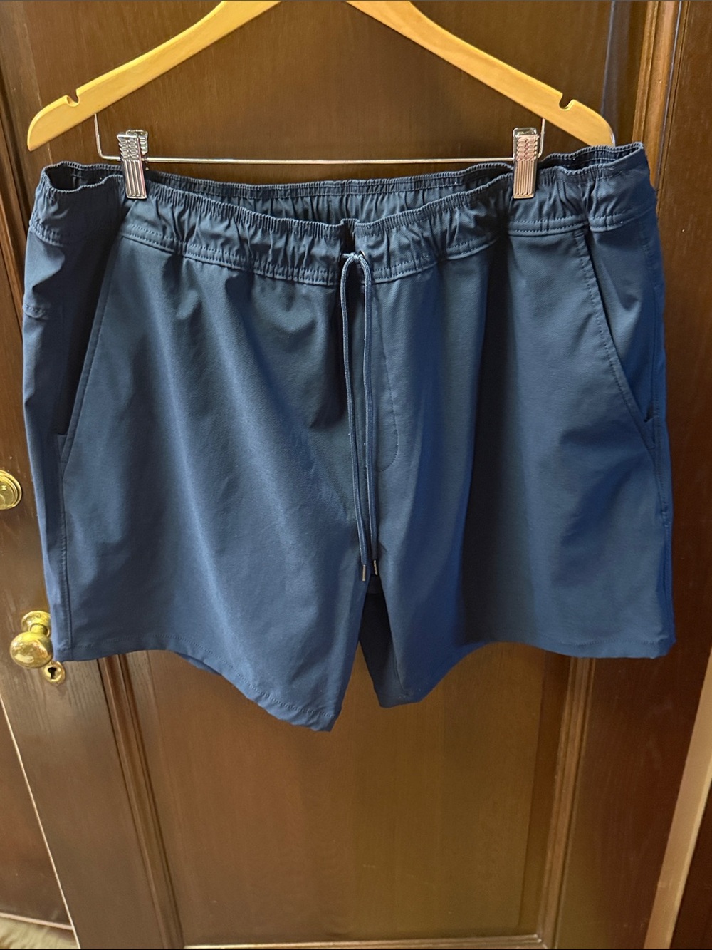 Men's Athletic Drawstring Shorts in Dark Blue